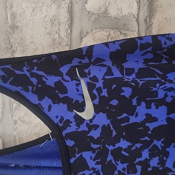Nike Blue and Black Women's Tank Top Size Large - Picture 3 of 8